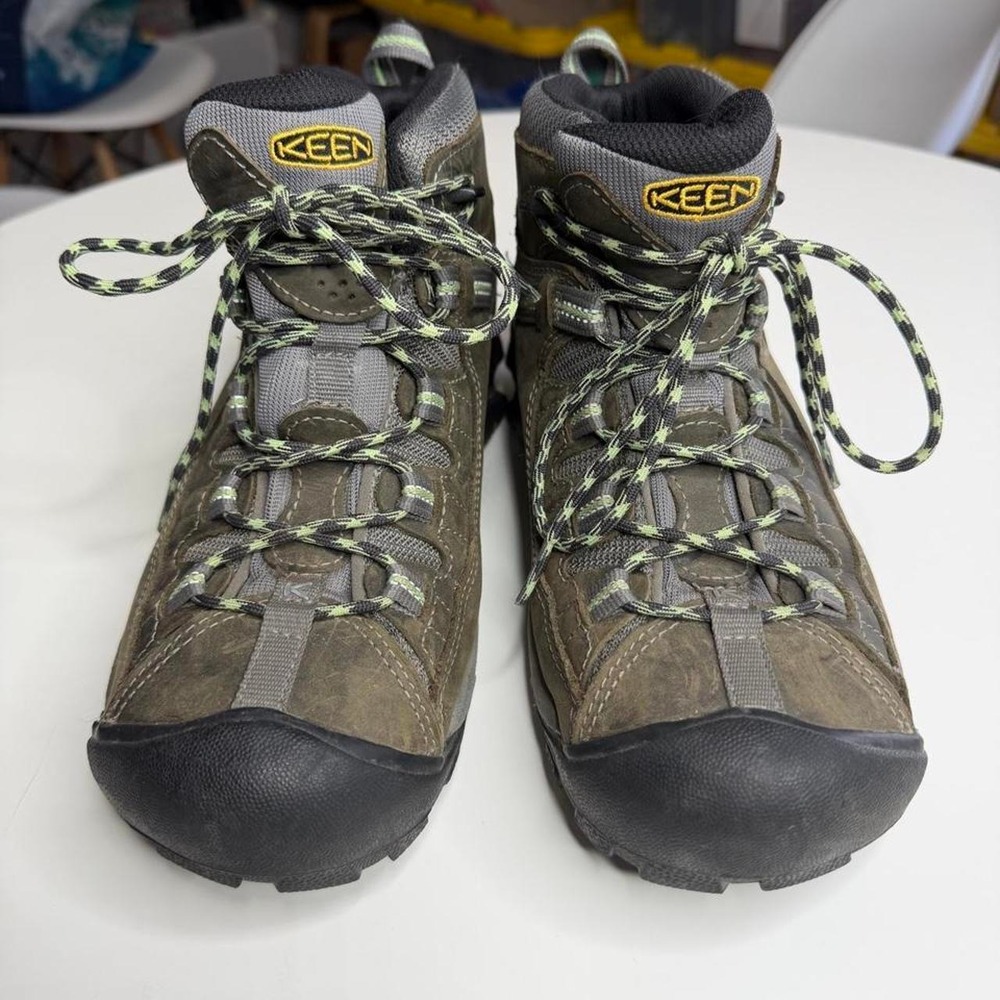 KEEN Targhee II Mid Waterproof Hiking Boots Olive Leather Trail Shoes Women's